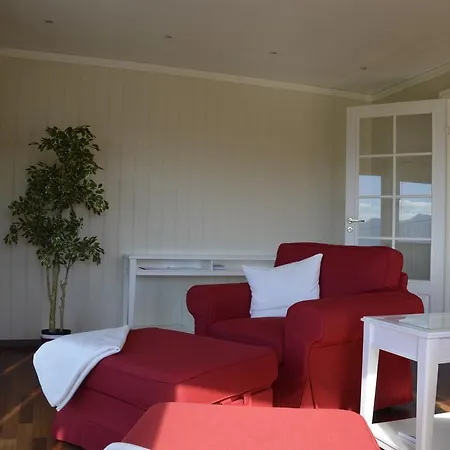 Feriehus Fjord House *
