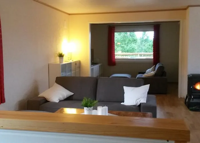 Nyaraló Fjord House *