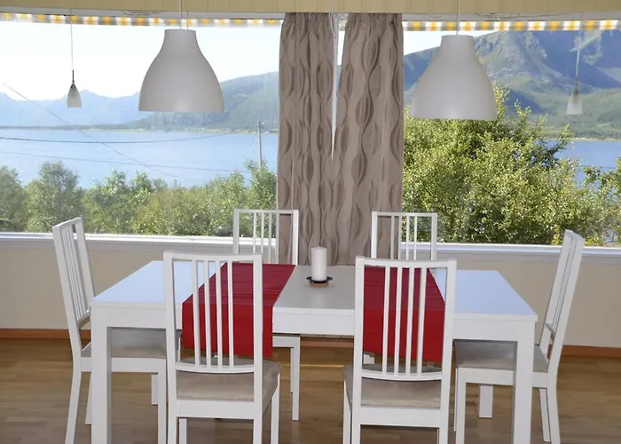 Fjord House Feriehus Fornes