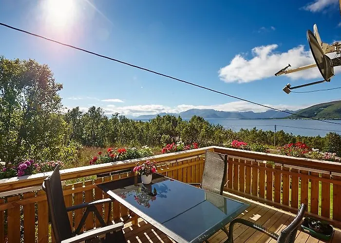 Fjord House * Fornes