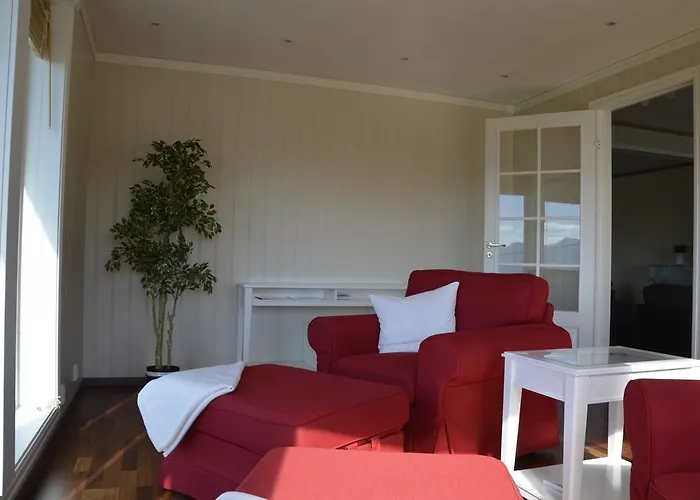 Semesterbostad Fjord House *